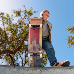Skateboard Paysage urbain de la porte rouge cachée 