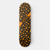 Skateboard Peint Plus en orange avec nom (Recto)