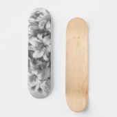 Skateboard Perfection florale noire et blanche (Recto)