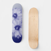 Skateboard pétales bleus tordus (Recto)