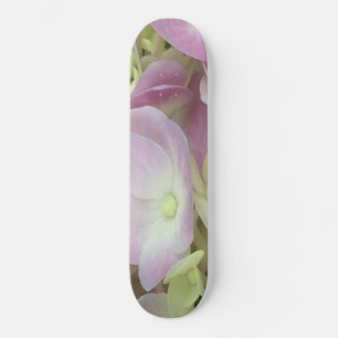 Skateboard Pétales d'hydrangée rose et blanc antique