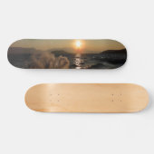 Skateboard Petit-déjeuner en Croatie beau coucher de soleil (Horz)