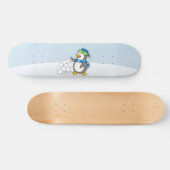 Skateboard Petit manchot avec boules de neige agitant (Horz)