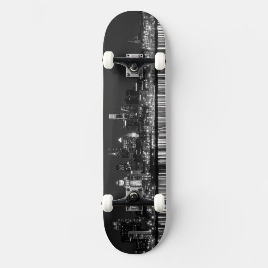 Skateboard Philly night b/w (Recto)