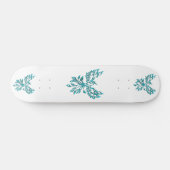 Skateboard Phoenix Bleu se Lève sur Fond Blanc (Horz)