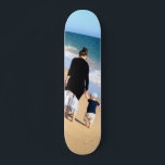 Skateboard Photo de Custom - Unique Your Own Design - Meilleu<br><div class="desc">Photo personnalisée - Votre propre design - Spécial - Famille personnalisée / Amis ou Cadeau personnel - Ajouter votre photo / Texte - Redimensionner et déplacer ou ajouter des éléments / image avec outil de personnalisation. Choisissez / ajoutez votre police / couleur de texte préférée ! Vous pouvez transférer cette...</div>