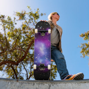 Skateboard Photo de l'espace céleste noir et violet