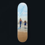 Skateboard Photo et texte personnalisés - Votre propre design<br><div class="desc">Photo et texte personnalisés - Unique votre propre design - Famille personnalisée / Amis ou Cadeau personnel - Ajouter votre texte et photo - Redimensionnez et déplacez les éléments avec l'outil de personnalisation!</div>