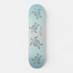 Skateboard Plage de tortues argentées Style Monogram Côté