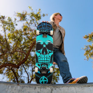 Skateboard Planche à roulettes crâne de rock punk cyan biolum