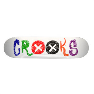 SKATEBOARD PLANCHE À ROULETTES D'ESCROCS