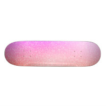 Planche à roulettes rose