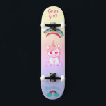 Skateboard Planche à roulettes Unicorne<br><div class="desc">Unicorne sur skateboard avec légendes personnalisées Unicorn Personnalisé Skateboard CLIQUEZ SUR OPTION PERSONNALISER MODÈLE ET ENTREZ LE NOM. vous pouvez également personnaliser d'autres légendes. skateboard cool conçu avec des couleurs vives et pour l'arrière - plan et une licorne funky chevauchant un skateboard. Ce Skateboard est une excellente idée cadeau pour...</div>