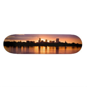 Skateboard Plate-forme de planche à roulettes d'horizon de