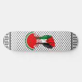 Skateboard Poing de résistance palestinienne sur le symbole d (Horz)