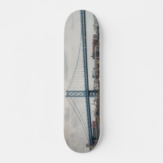 Skateboard Pont Ben Franklin (Devant)