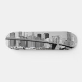 Skateboard Pont de Brooklyn et horizon de Manhattan (Horz)