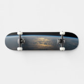 Skateboard Poutres Sunglint Au Large D'Un Pacifique Sud En Pa (Horz)