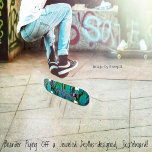 Skateboard Profondeurs à bijoux<br><div class="desc">Des tons vifs, bijoux, captivants, dans ces couleurs d'art exotique, abstrait, graphique, violet, prune, bleu, vert, noir et or.</div>