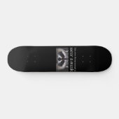 Skateboard Raccoon Covid demande le Masque par Funnycomb (Horz)