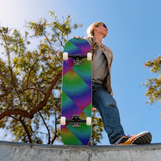 Skateboard Rainbow Meshed Checker par Kenneth Yoncich (Extérieur 1)