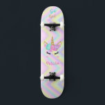 Skateboard Rainbow Unicorn Girl<br><div class="desc">Faites de ce skateboard Unicorn doux votre propre en ajoutant votre texte. Pour accéder aux outils d'édition avancée sur Zazzle, veuillez aller à "Personnaliser ce modèle" et cliquer sur "Détails", faire défiler et appuyer sur le lien "cliquer pour customiser plus loin". Idée cadeau pour les Filles qui aiment les licornes!...</div>