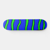 Skateboard rayé de bleu et de vert (Horz)