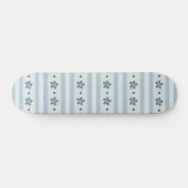 Skateboard Rayures Bleues Clair Et Fleurs (Horz)
