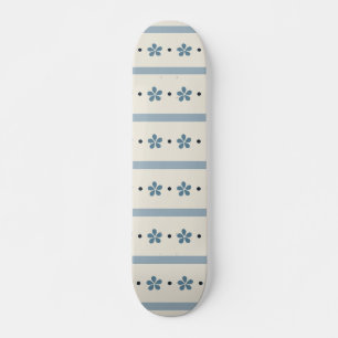 Skateboard Rayures Bleues Et Crème Et Fleurs