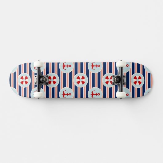 Skateboard Rayures et motif de points nautiques (Horz)