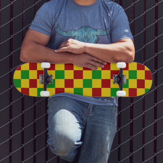 Skateboard Red Yellow Green Checkered Pattern Design  (Extérieur 3)