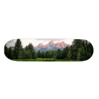 Réflexions grandes de Teton au-dessus de l'étang