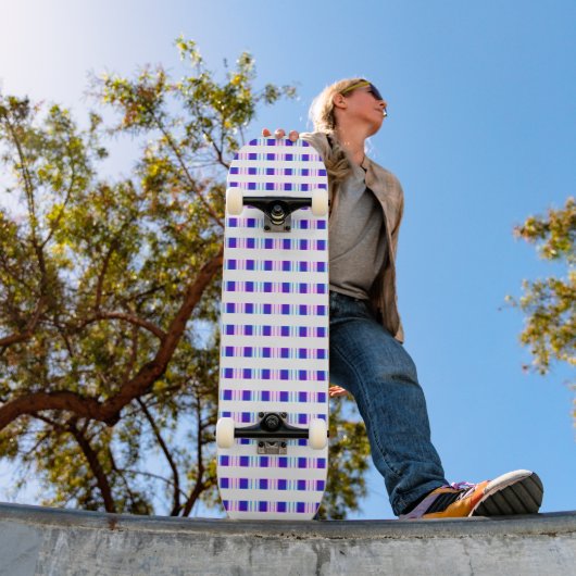 Skateboard rétro électrique rayé bleu & violet (Extérieur 1)
