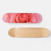 Skateboard Romantique Rose rose rouge gouttes d'eau (Horz)