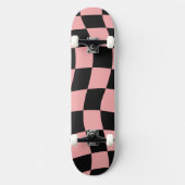 Skateboard Rose et Noir à Carreaux (Recto)