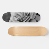 Skateboard Rose noir et blanc (Horz)