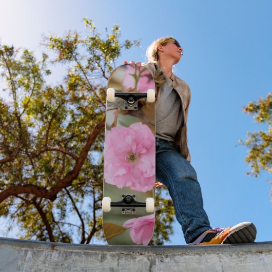 Skateboard Rose Pâle (Extérieur 1)