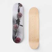 Skateboard roses barbelés (Recto)