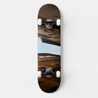 Skateboard Rue baignée de soleil