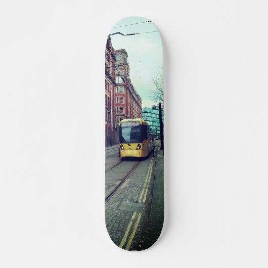 Skateboard rues Manchester (Devant)