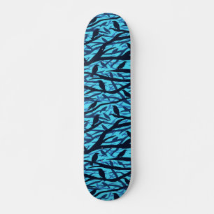 Skateboard Silhouette d'arbre avec des oiseaux