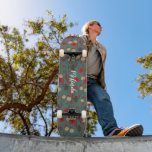 Skateboard Singe asiatique Sakura Cherry Tree Nom personnalis<br><div class="desc">Motif botanique de singe asiatique</div>