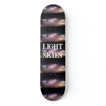 SKATE BOARD DE L'ARTISTE PAULA REILLY.