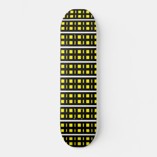 Skateboard skate preto e amarelo