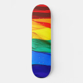 Skateboard SlipperyJoe's drapeau gay pride agitant des couleu (Recto)
