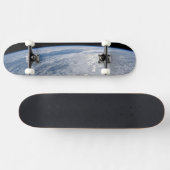Skateboard Soleil Brillant Sur L'Océan Pacifique Sud. (Horz)