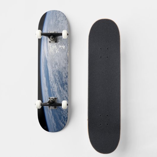 Skateboard Soleil Brillant Sur L'Océan Pacifique Sud. (Recto)