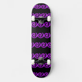 Skateboard Spirales violettes motif sur noir (Recto)