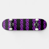Skateboard Spirales violettes motif sur noir (Horz)