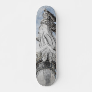 Skateboard Statue grecque classique Athena Carte postale